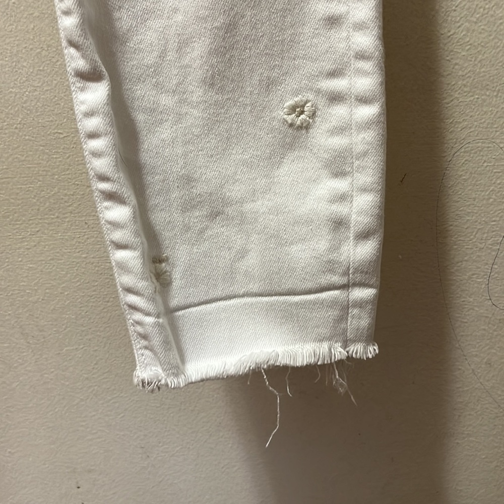 Abercrombie and fitch white jeans - Picture 2 of 7